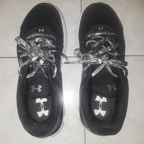 Under Armour Other - Under Armour Sneakers